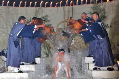 雪中花水祝