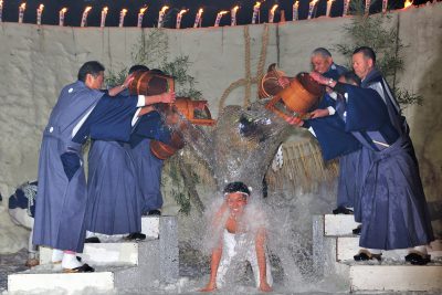 雪中花水祝